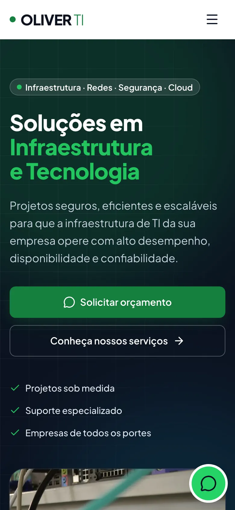 Topo do site da Oliver TI no celular, com o mesmo título e os botões de orçamento